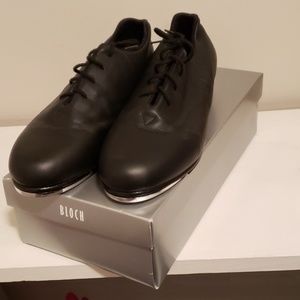 Tap shoes